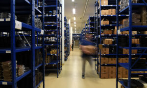 Hans Zbinden AG, grosses Sortiment im Lager